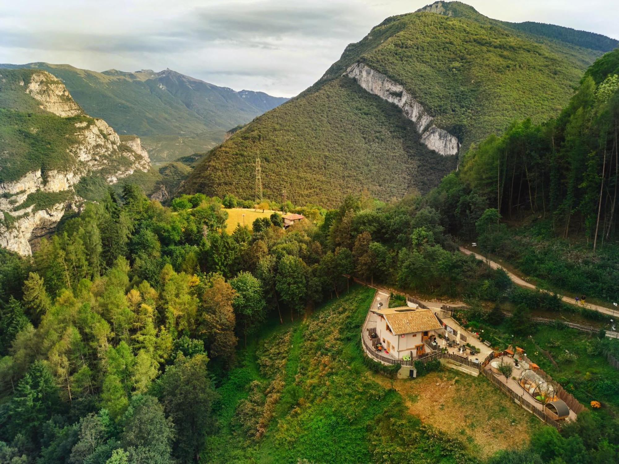 Chalet Torcel Affittacamere San Lorenzo Dorsino Exterior foto